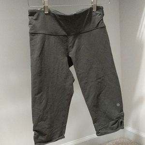 Cropped Lululemon Leggings - Size 6